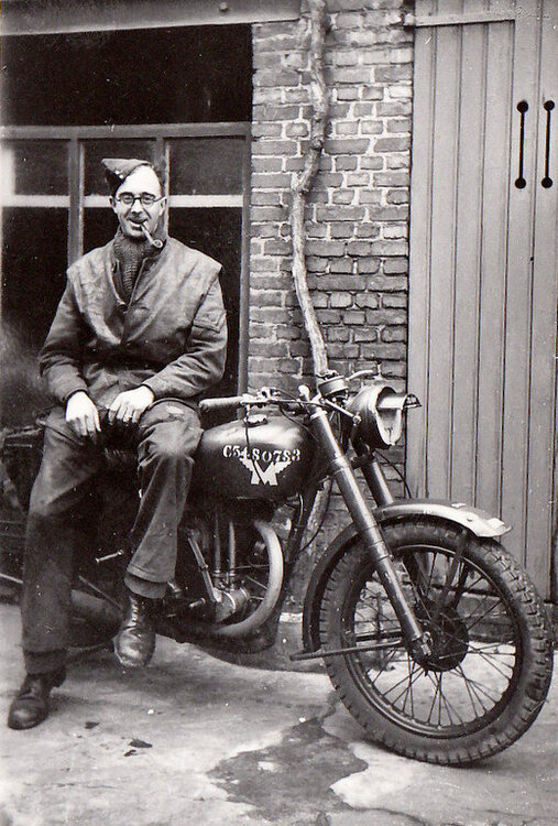 WD Matchless Chassis and Catalogue No's - Motorcycles - HMVF - Historic ...
